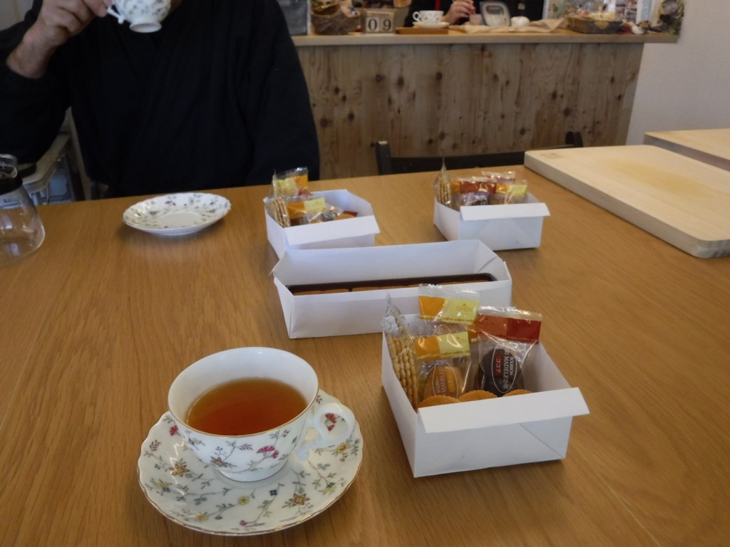 Black tea and confections in "Origami" basket.