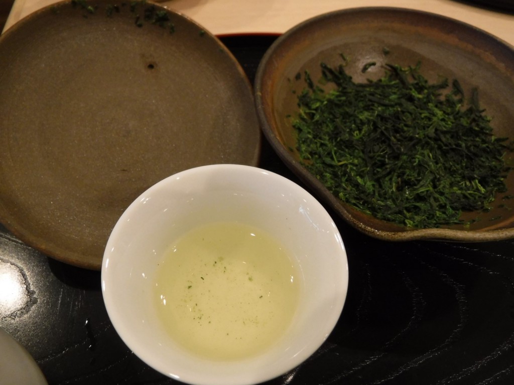 42 1st infusion of Ujihikari Gyokuro