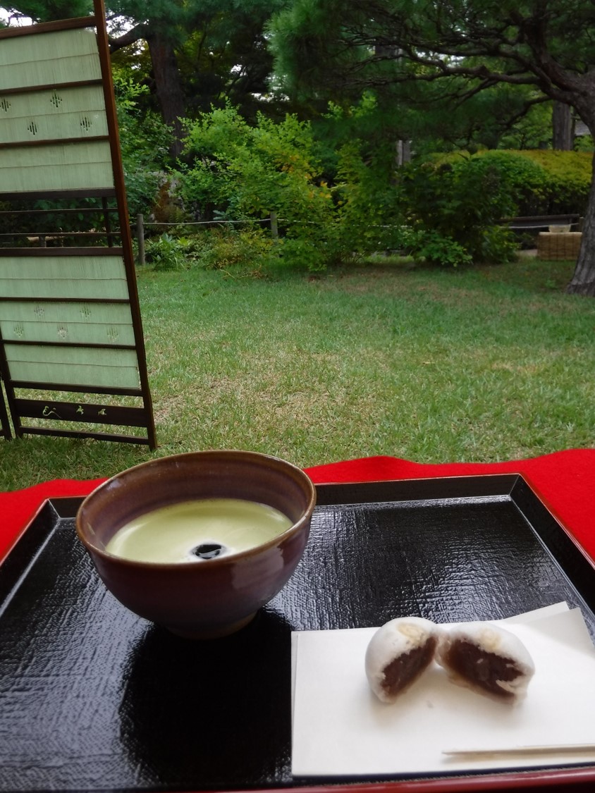 Matcha in the Rinkaku Garden theanoholic!theanoholic!